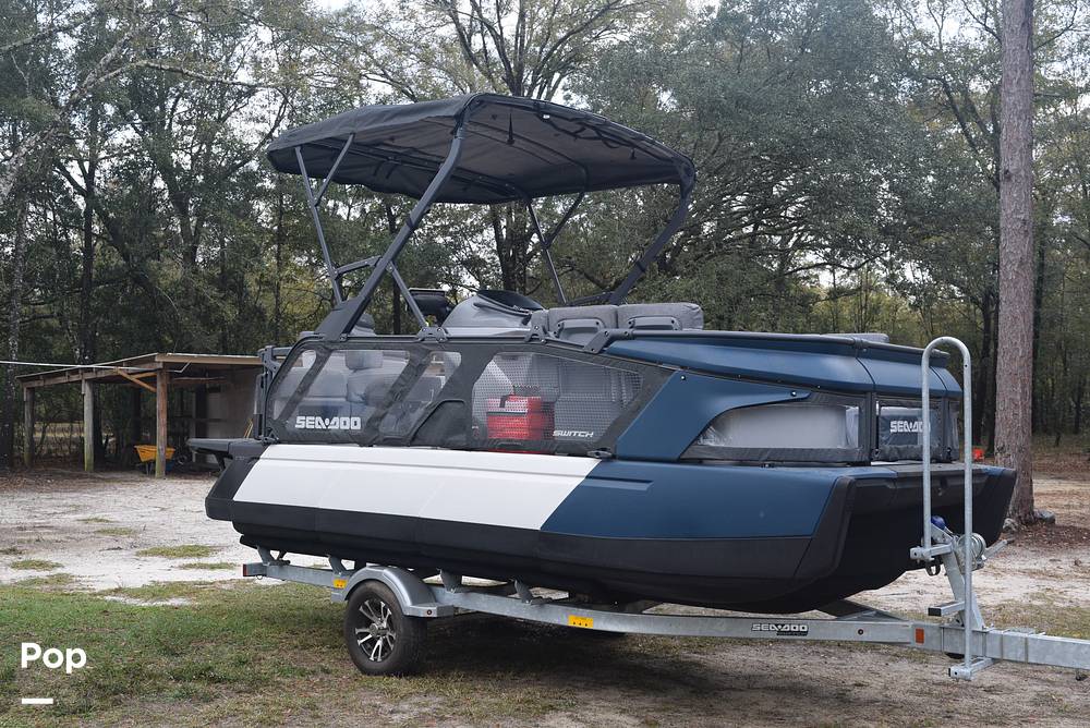 Slide: The Image of Sea-Doo Switch Cruise 18 2024 - 15242602