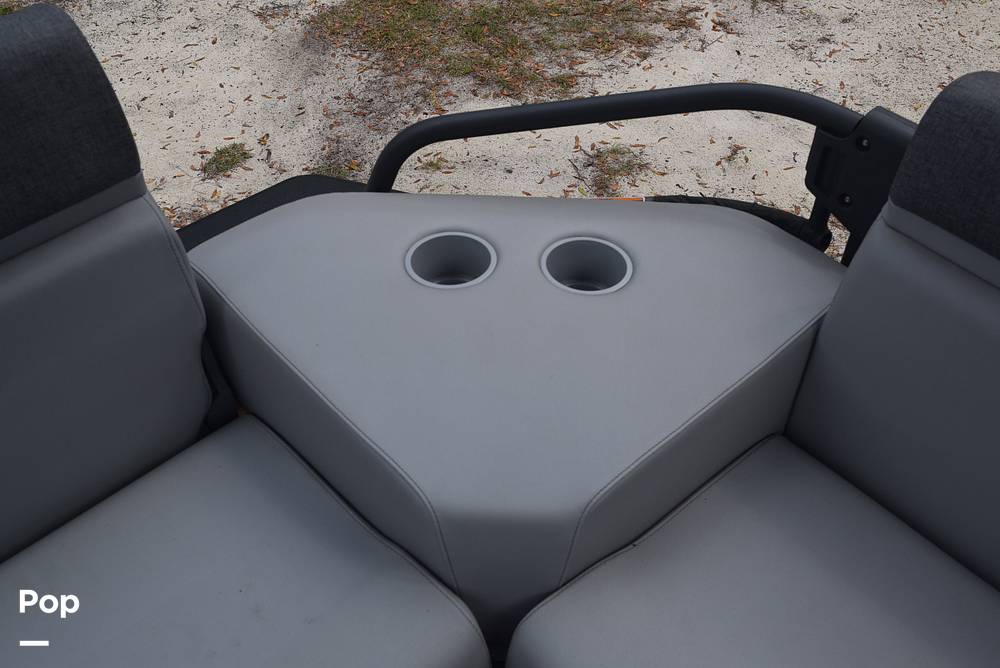 Slide: The Image of Beverage Holders - 15242588