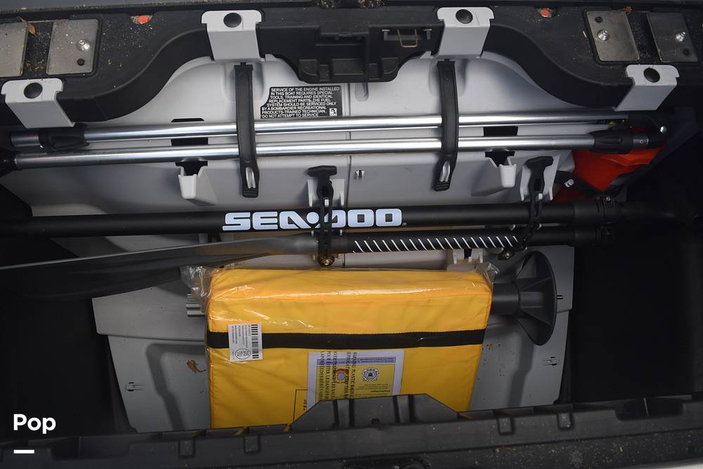 Slide: The Image of Sea-Doo Switch Cruise 18 2024 - 15242633