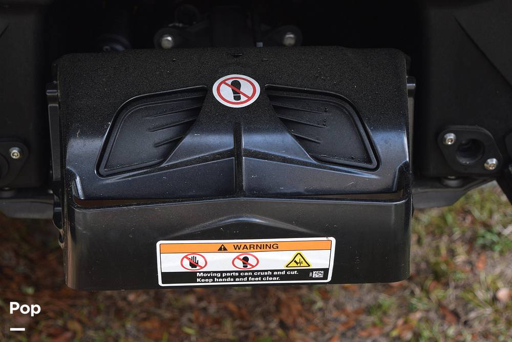 Slide: The Image of Sea-Doo Switch Cruise 18 2024 - 15242623