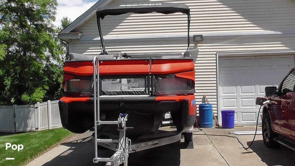 Slide: The Image of Sea-Doo Switch Cruise 21 2023 - 15489228