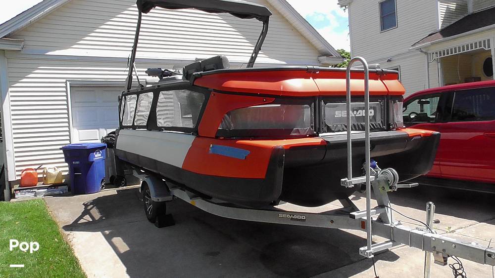 Slide: The Image of Sea-Doo Switch Cruise 21 2023 - 15489230