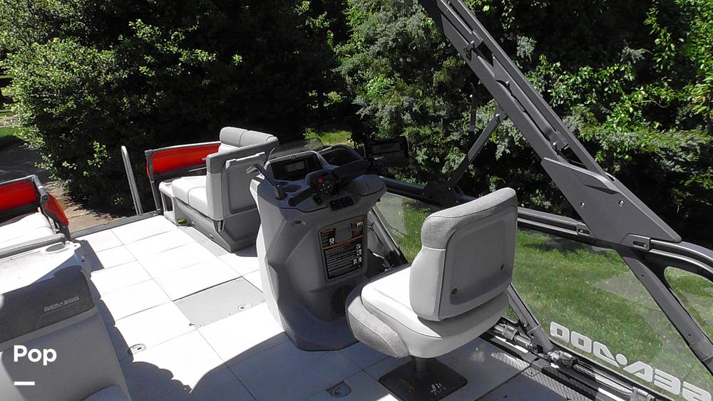 Slide: The Image of Sea-Doo Switch Cruise 21 2023 - 15489238