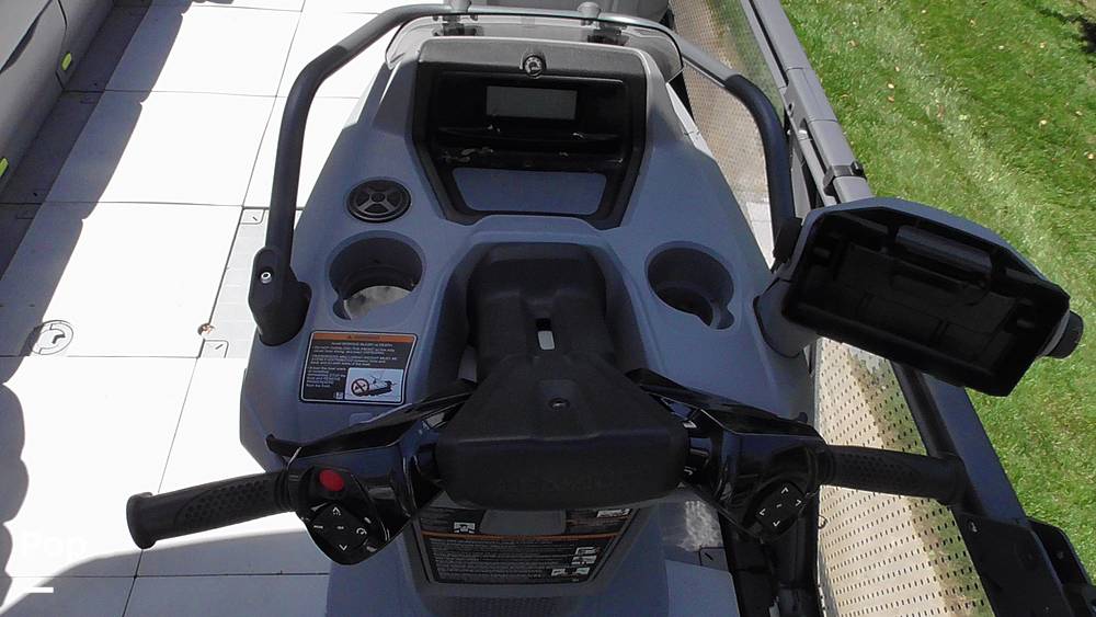 Slide: The Image of Sea-Doo Switch Cruise 21 2023 - 15489246