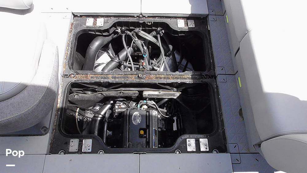 Slide: The Image of Sea-Doo Switch Cruise 21 2023 - 15489253