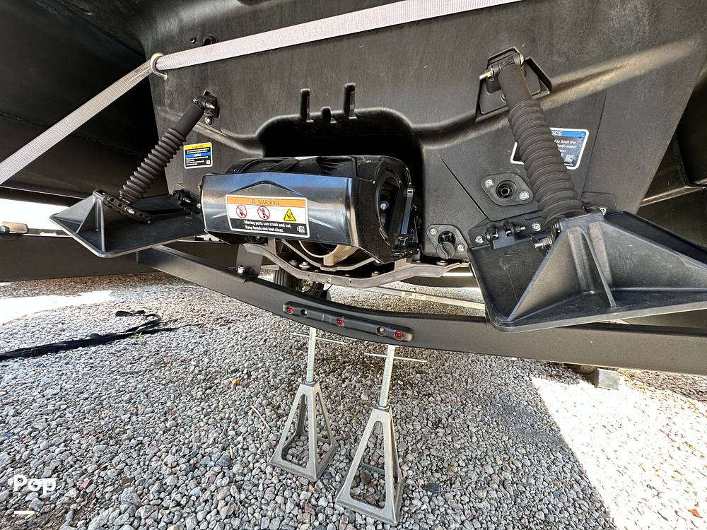 Slide: The Image of Sea-Doo Switch Cruise 21 2023 - 15515019