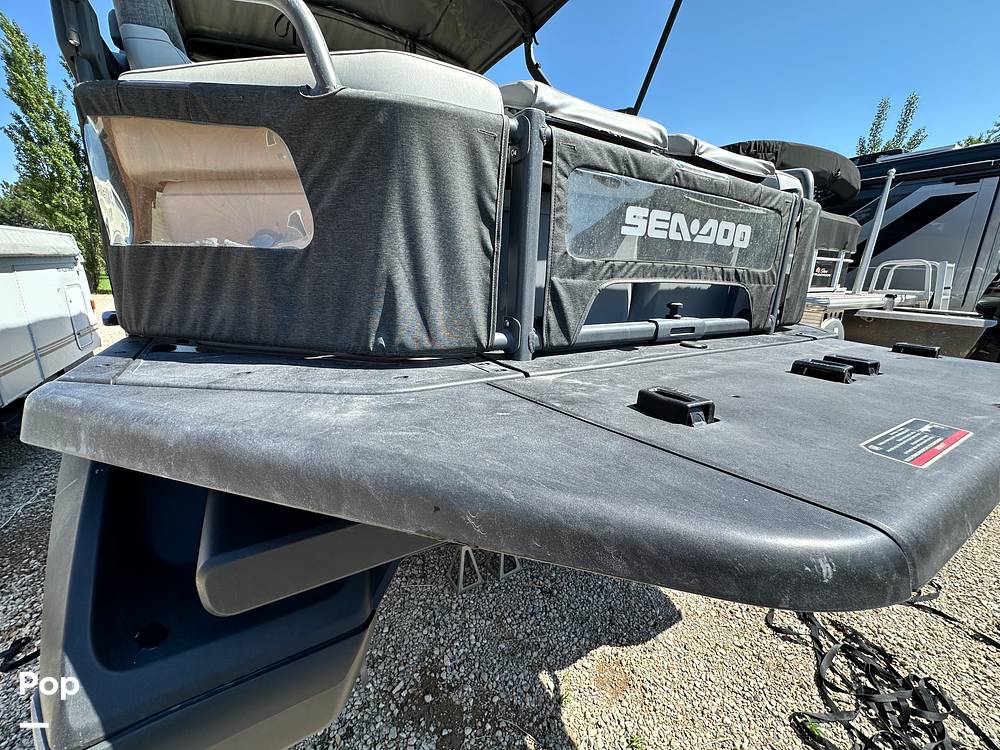 Slide: The Image of Sea-Doo Switch Cruise 21 2023 - 15515047