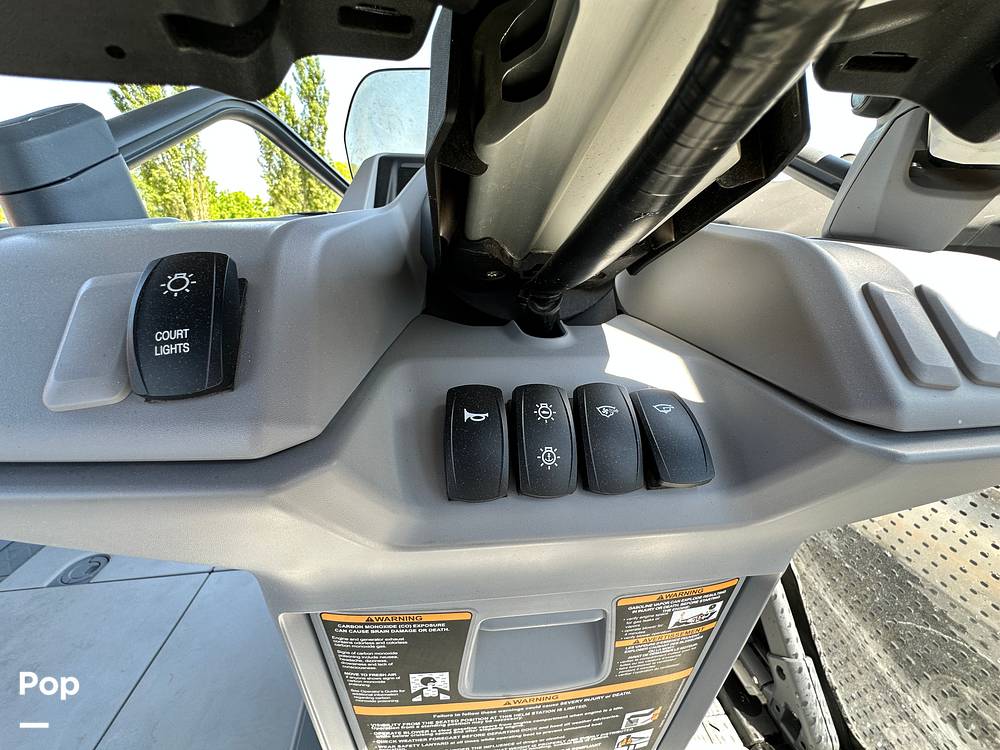 Slide: The Image of Sea-Doo Switch Cruise 21 2023 - 15515053