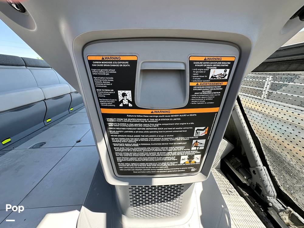 Slide: The Image of Sea-Doo Switch Cruise 21 2023 - 15515054