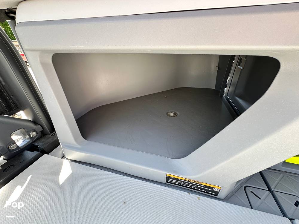 Slide: The Image of Sea-Doo Switch Cruise 21 2023 - 15515067