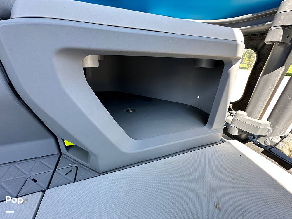 Slide: The Image of Sea-Doo Switch Cruise 21 2023 - 15515071