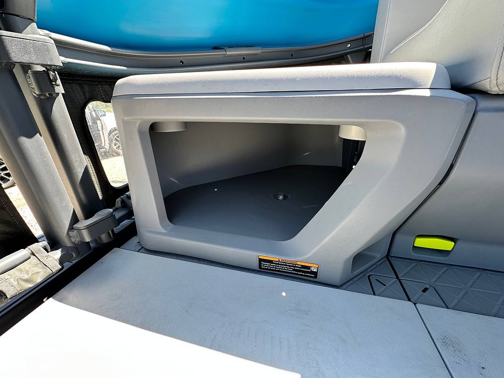 Slide: The Image of Sea-Doo Switch Cruise 21 2023 - 15515072