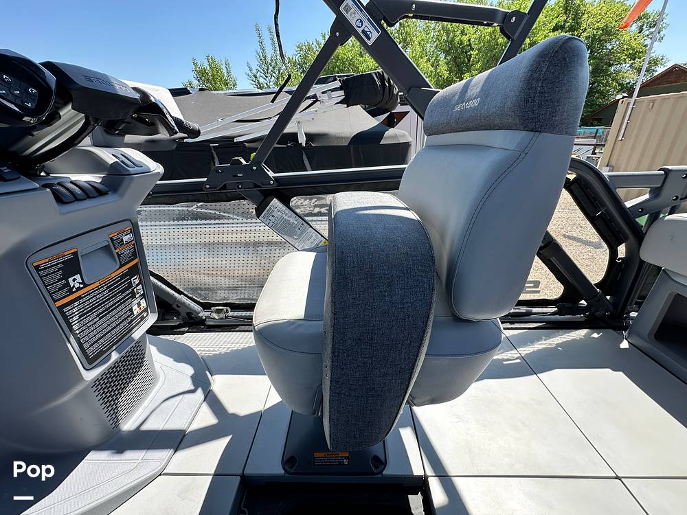 Slide: The Image of Sea-Doo Switch Cruise 21 2023 - 15515078