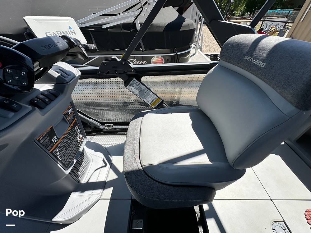 Slide: The Image of Sea-Doo Switch Cruise 21 2023 - 15515079