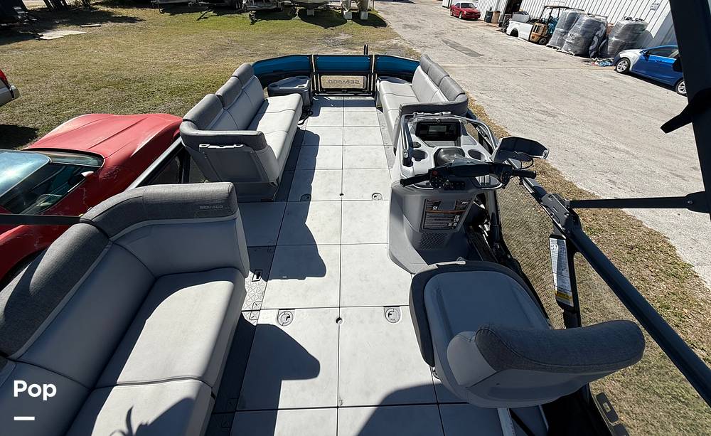 Slide: The Image of Sea-Doo Switch Cruise 21 2023 - 27