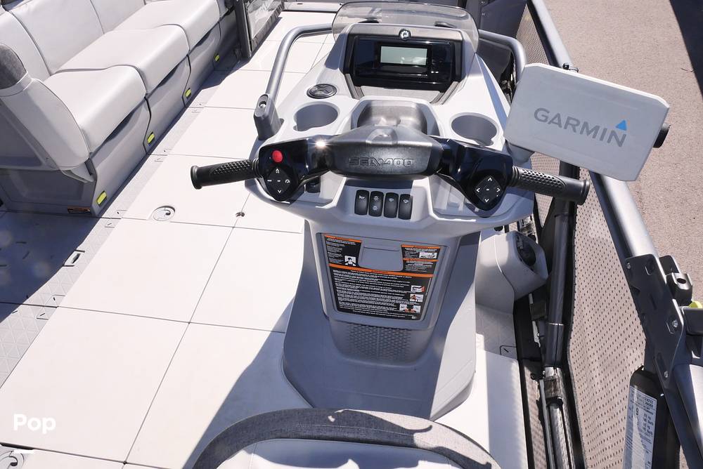 Slide: The Image of Sea-Doo Switch Cruise 21 2023 - 15241259