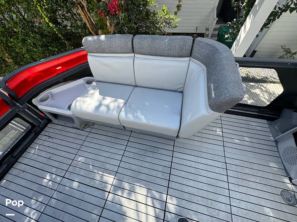 Slide: The Image of Sea-Doo switch Cruise 21 2023 - 15584790
