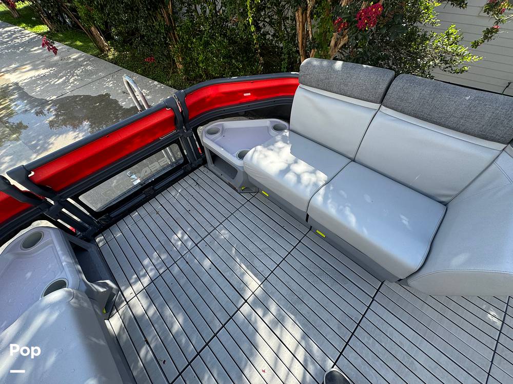 Slide: The Image of Sea-Doo switch Cruise 21 2023 - 15584792