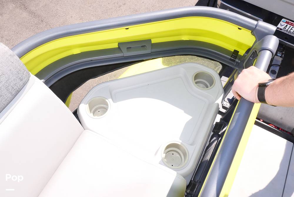 Slide: The Image of Sea-Doo Switch Cruise 21 2023 - 15241282