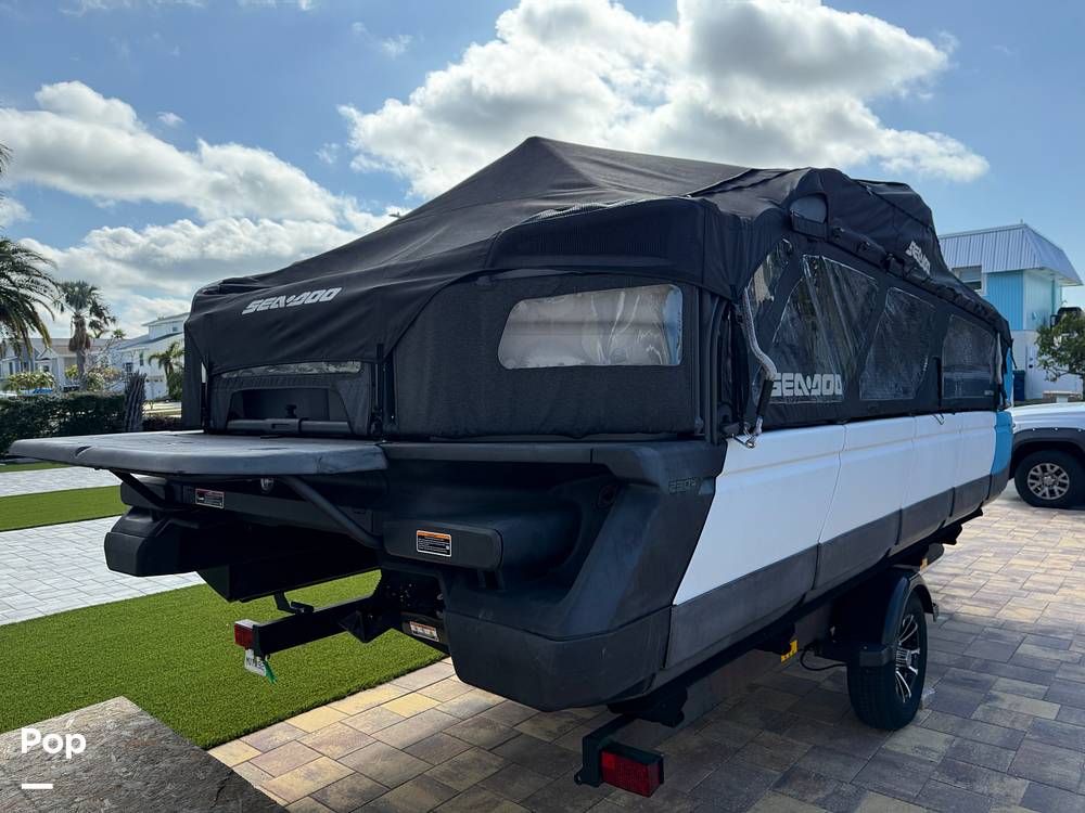 Slide: The Image of Sea-Doo Switch Cruise 21 I/O 2022 - 15136641