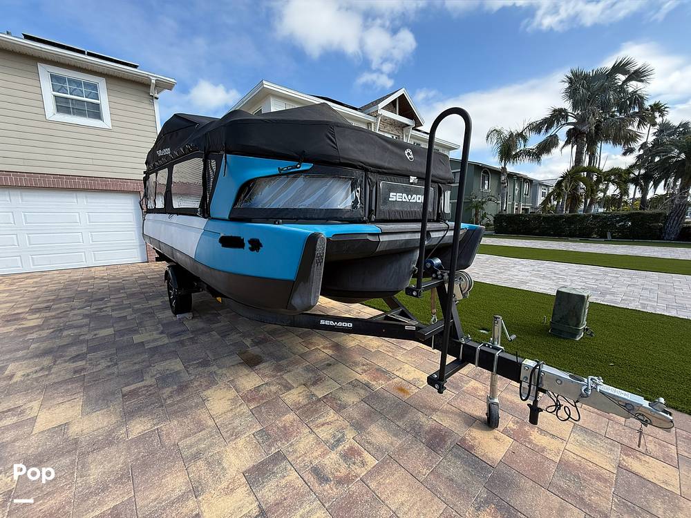 Slide: The Image of Sea-Doo Switch Cruise 21 I/O 2022 - 15136643