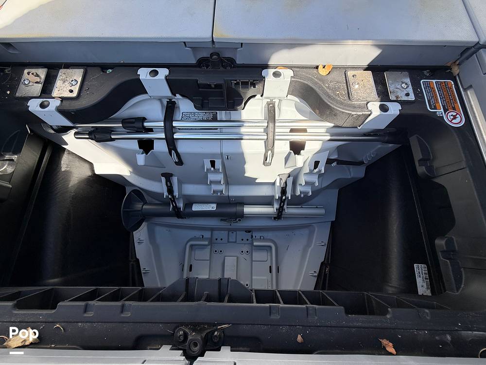 Slide: The Image of Sea-Doo Switch Cruise 21 I/O 2022 - 15136684