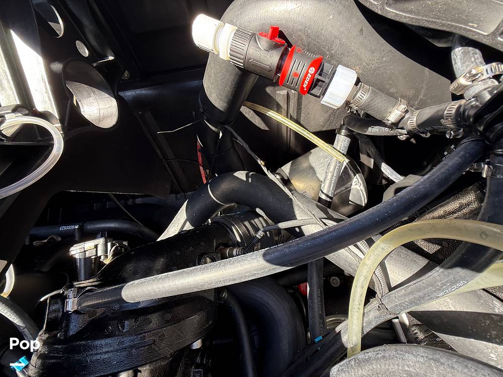 Slide: The Image of Sea-Doo Switch Cruise 21 I/O 2022 - 15136691