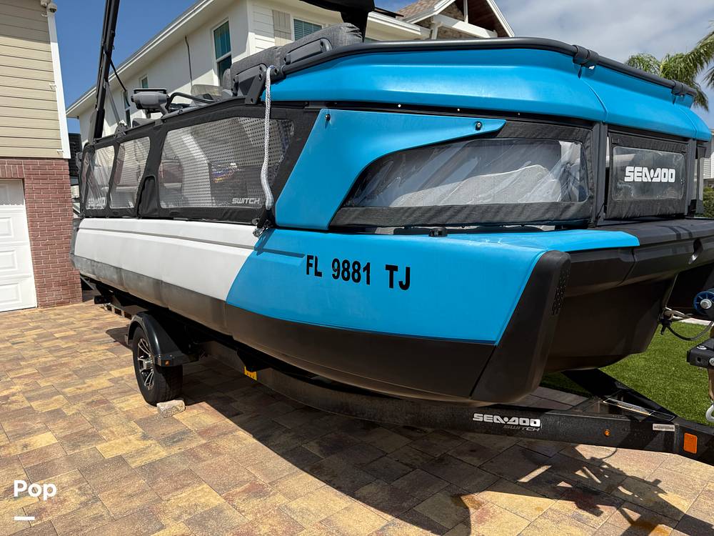 Slide: The Image of Sea-Doo Switch Cruise 21 I/O 2022 - 15227961