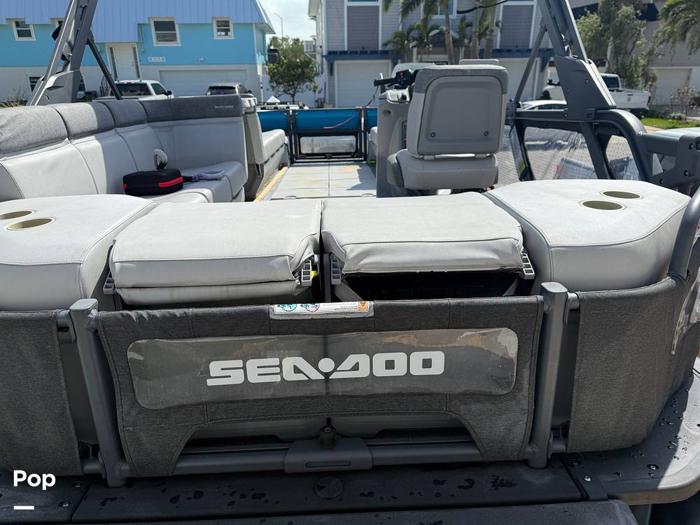 Slide: The Image of Sea-Doo Switch Cruise 21 I/O 2022 - 15227970