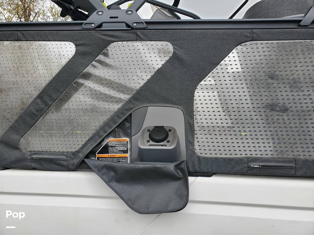 Slide: The Image of Sea-Doo Switch Sport 18 2023 - 15391389