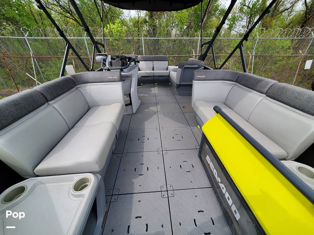 Slide: The Image of Sea-Doo Switch Sport 18 2023 - 15391392