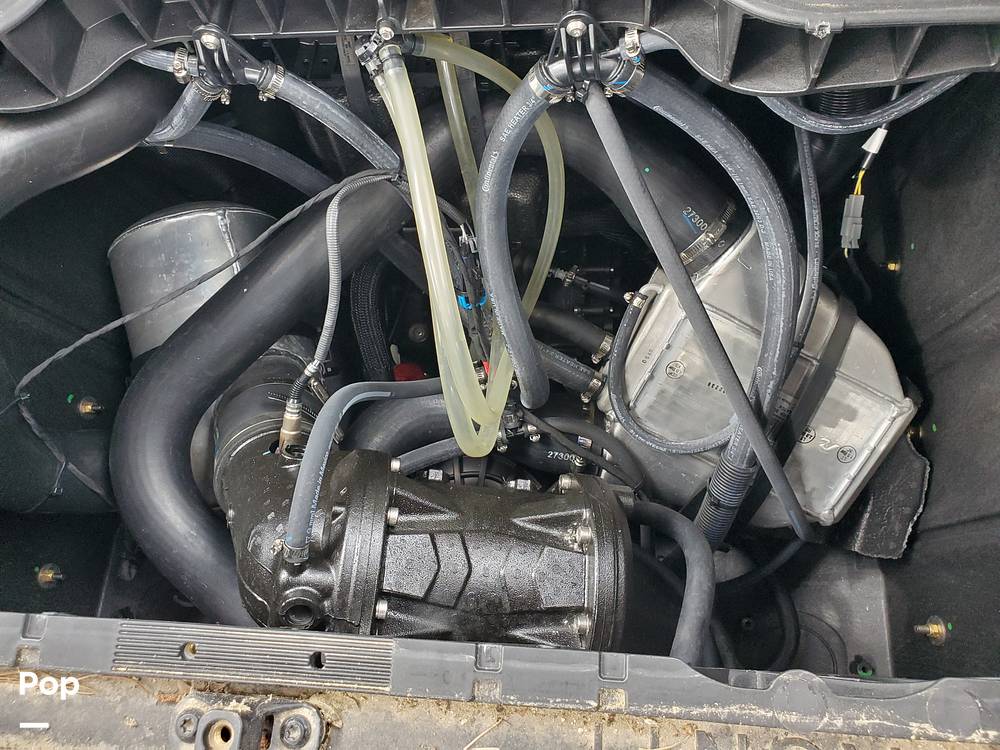 Slide: The Image of Jet Drive Bay. - 15391412