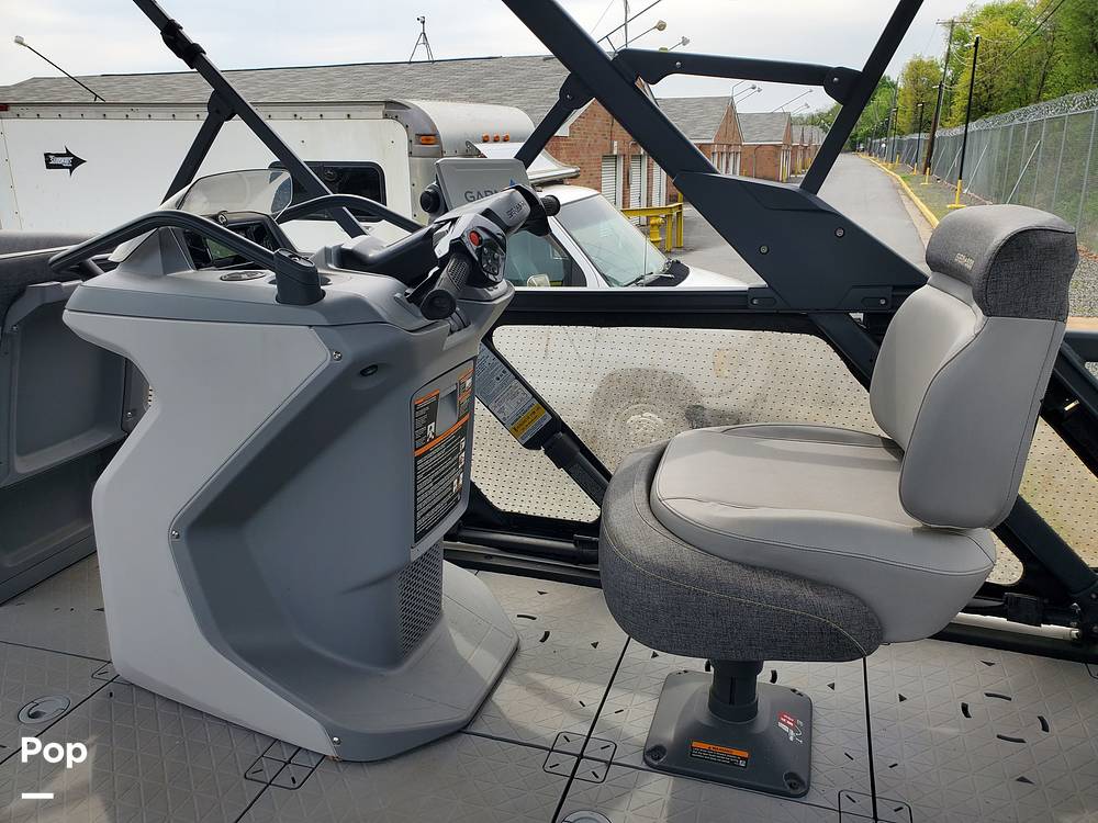 Slide: The Image of Sea-Doo Switch Sport 18 2023 - 15392747