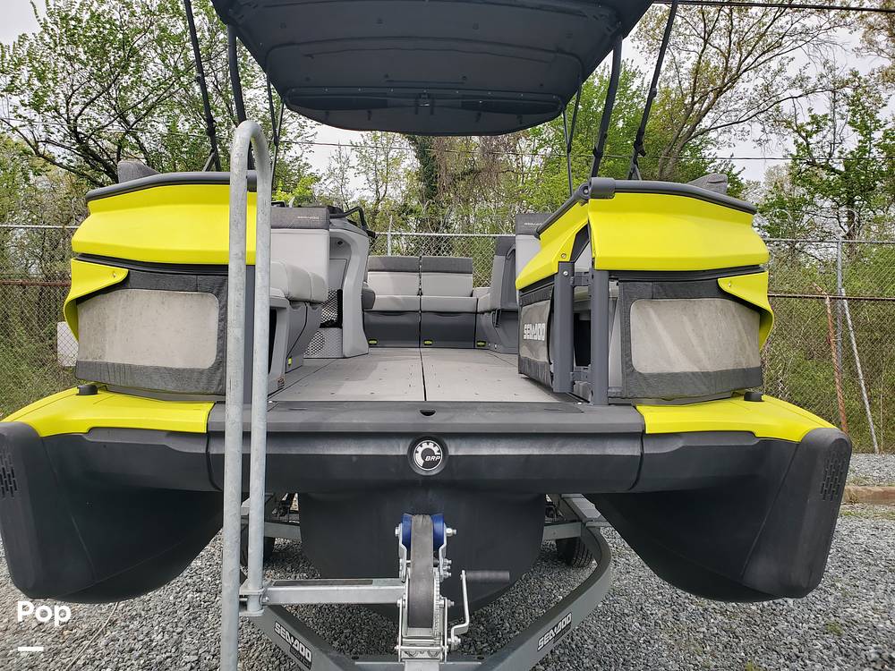 Slide: The Image of Sea-Doo Switch Sport 18 2023 - 15393056