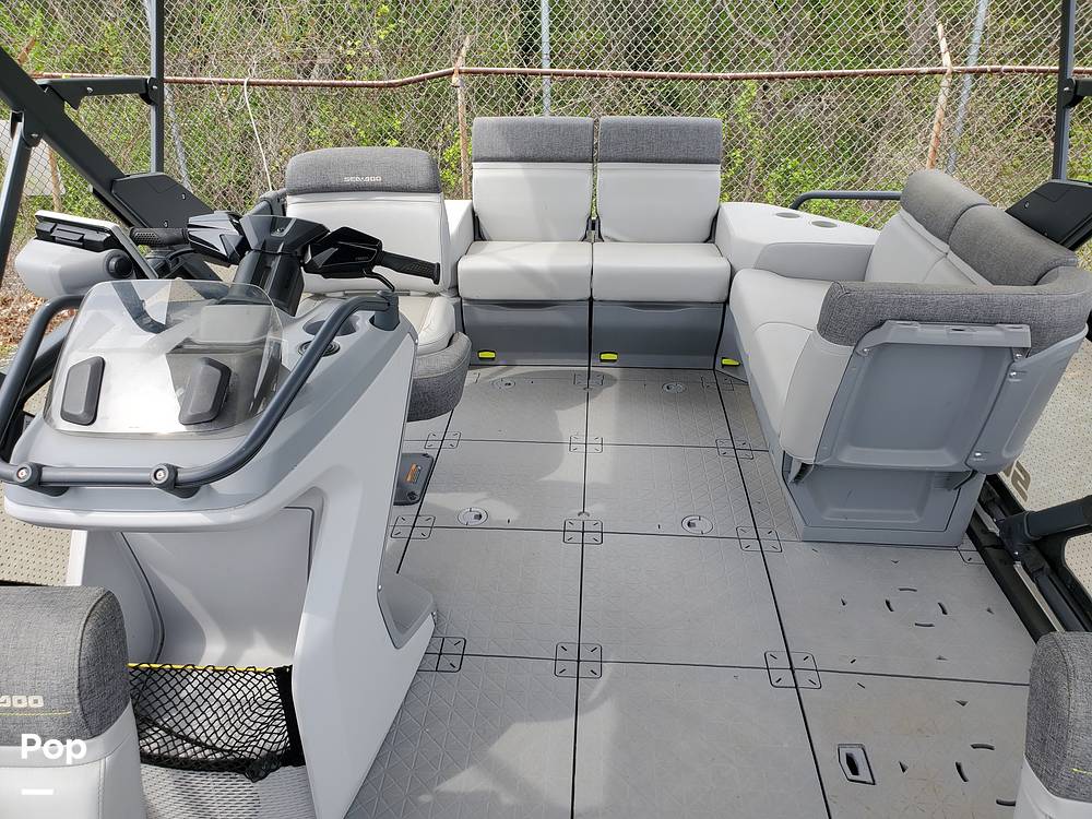 Slide: The Image of Sea-Doo Switch Sport 18 2023 - 15393057