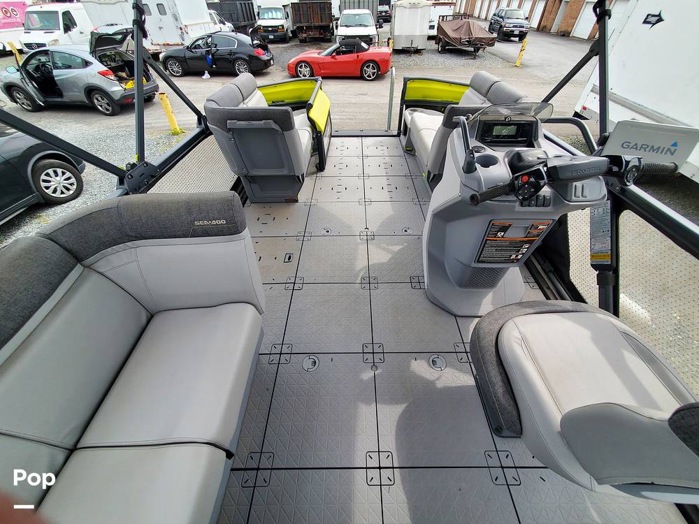 Slide: The Image of Sea-Doo Switch Sport 18 2023 - 15393058