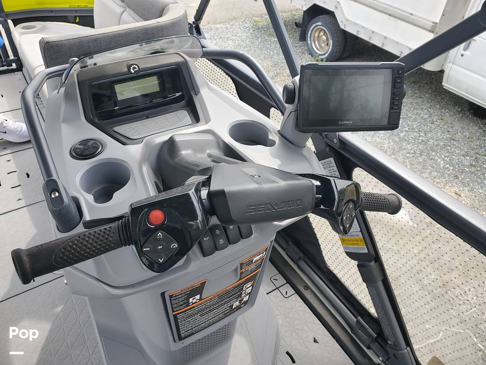 Slide: The Image of Sea-Doo Switch Sport 18 2023 - 15391376