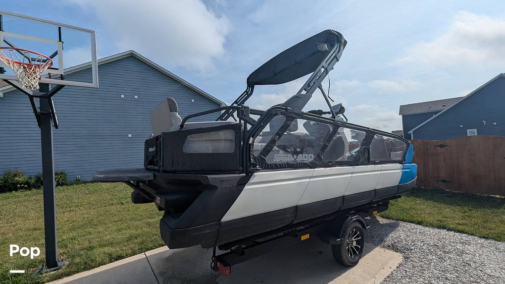 Slide: The Image of Sea-Doo Switch Sport 21 2022 - 15705986