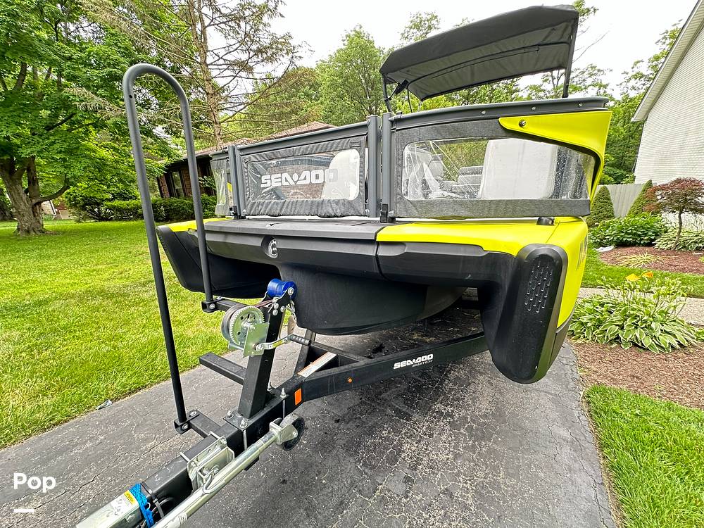 Slide: The Image of Sea-Doo Switch Sport 21 2022 - 14347119