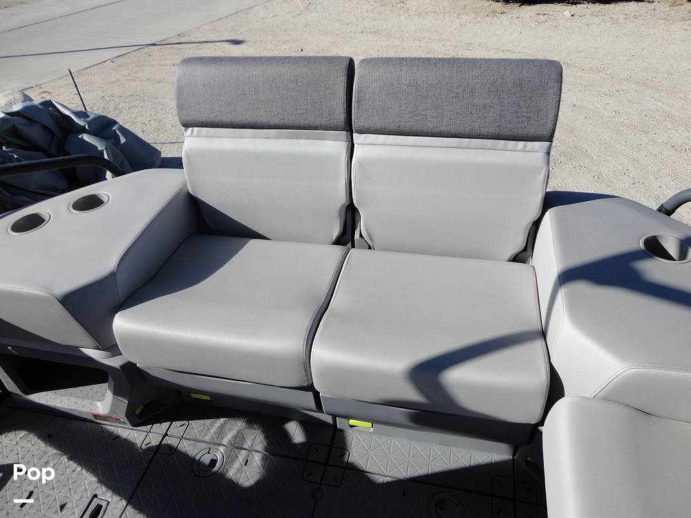 Slide: The Image of Aft Lounge Seat - 15056599