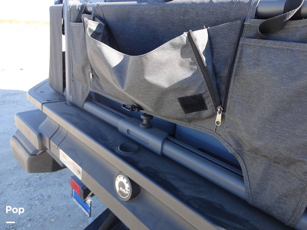 Slide: The Image of Sea-Doo Switch Sport Compact 2023 - 15056630