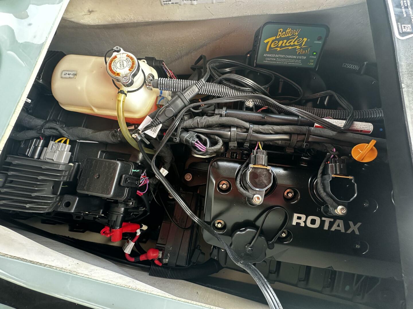 Slide: The Image of Sea-Doo Wake Pro 230 2022 - 5238215