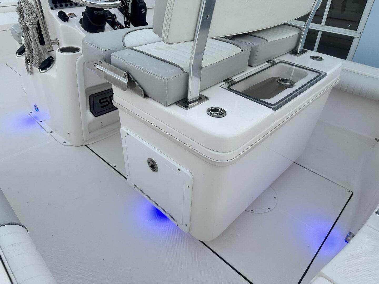 Slide: The Image of Sea Born FX24 Bay 2020 - 4371681