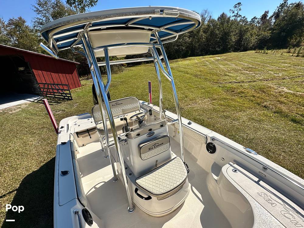 Slide: The Image of Sea Chaser 21LX 2021 - 14856035