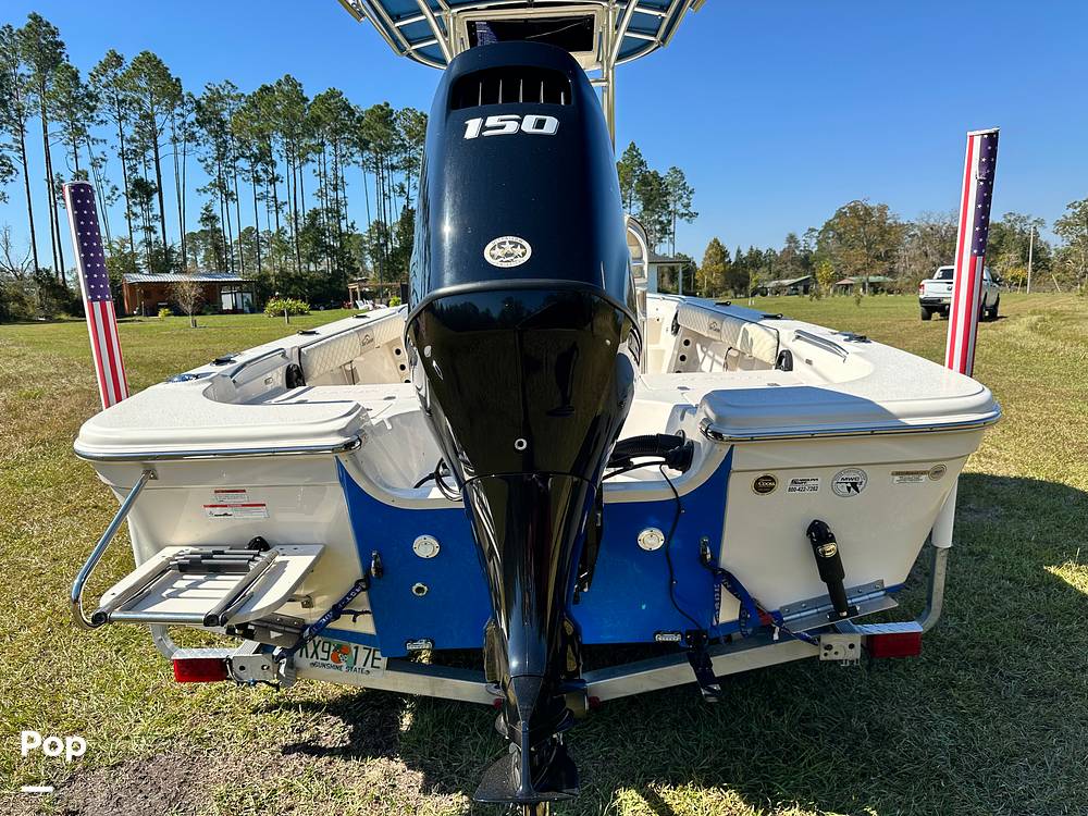 Slide: The Image of Sea Chaser 21LX 2021 - 14856043