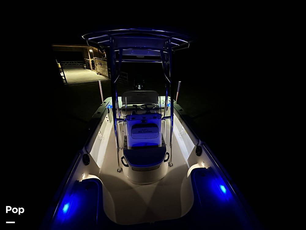 Slide: The Image of Sea Chaser 21LX 2021 - 14856057