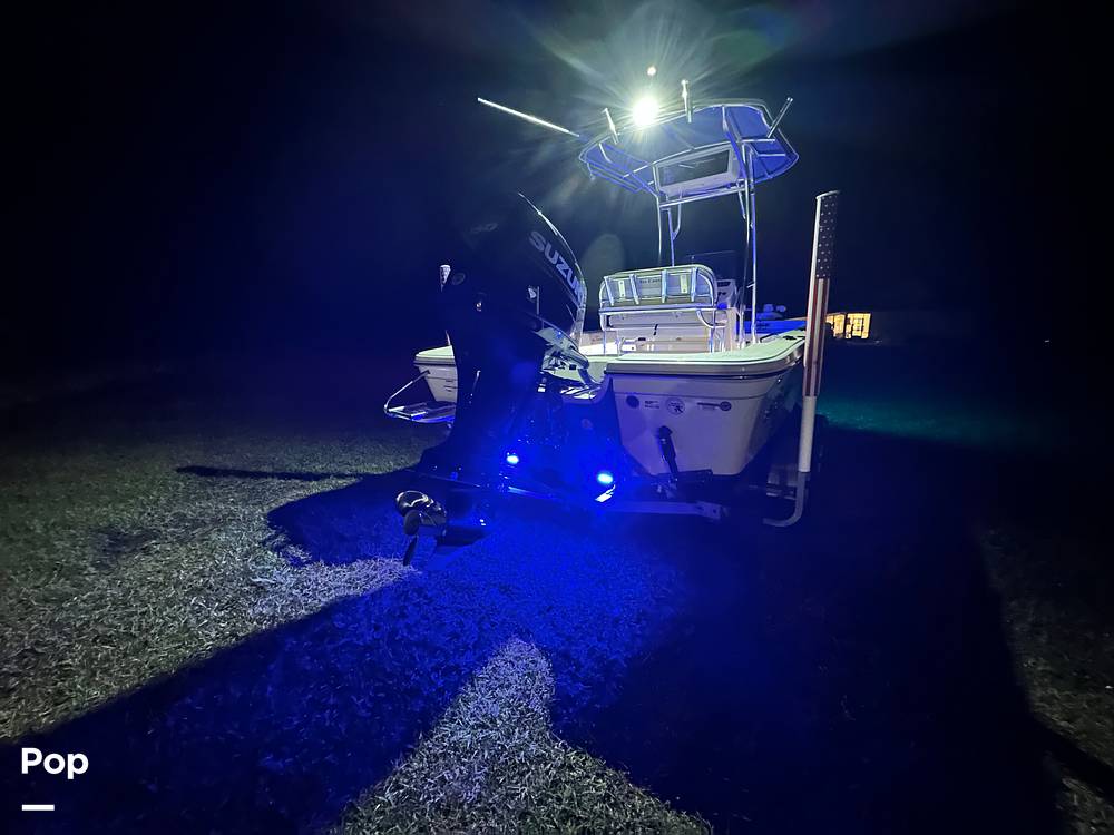 Slide: The Image of Sea Chaser 21LX 2021 - 14855902
