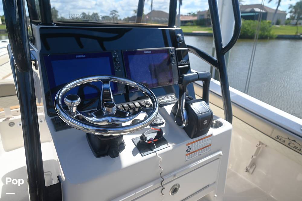 Slide: The Image of SIMRAD Chartplotter - Two Displays - 15513900