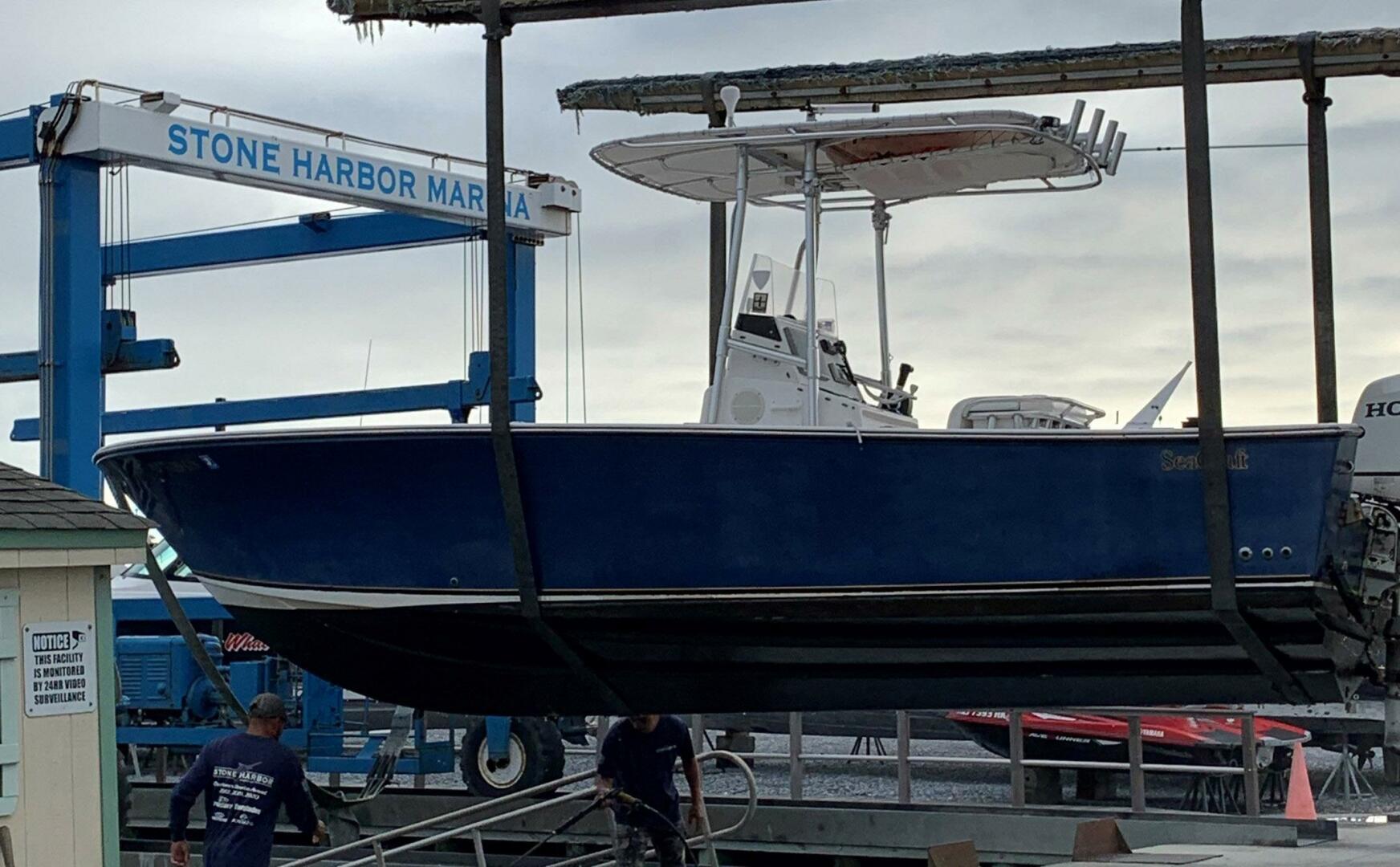 Slide: The Image of SeaCraft 23 Center Console 2003 - 4596286