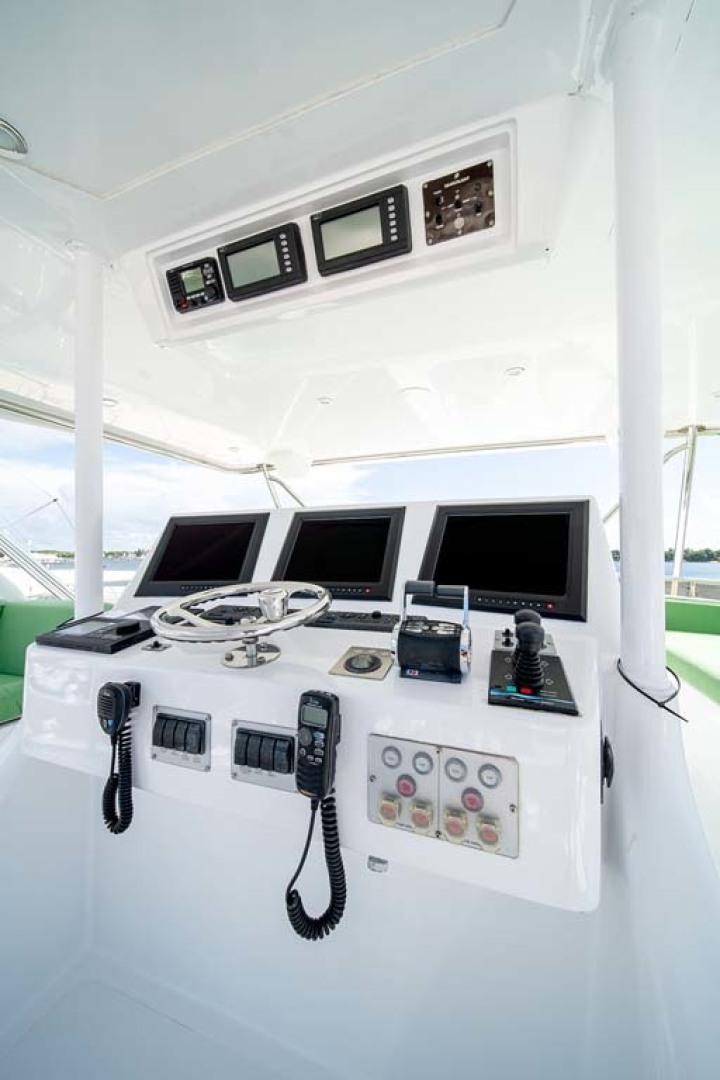 Slide: The Image of Sea Force IX Sportfish 2010 - 1477395